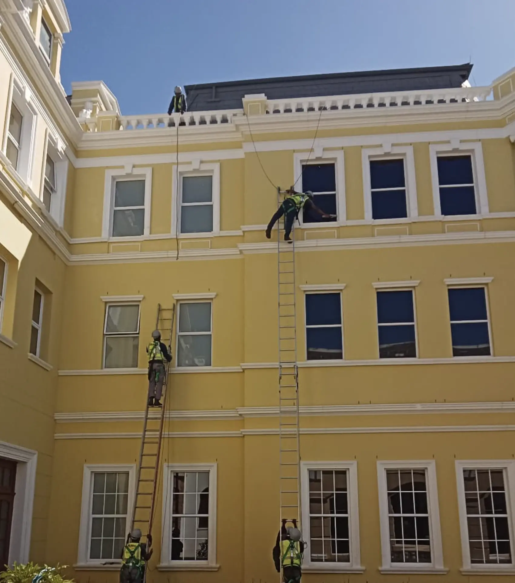 Cape Able Adventures | Tools and Techniques for Cleaning High Windows Safely Rope access Service Melbourne