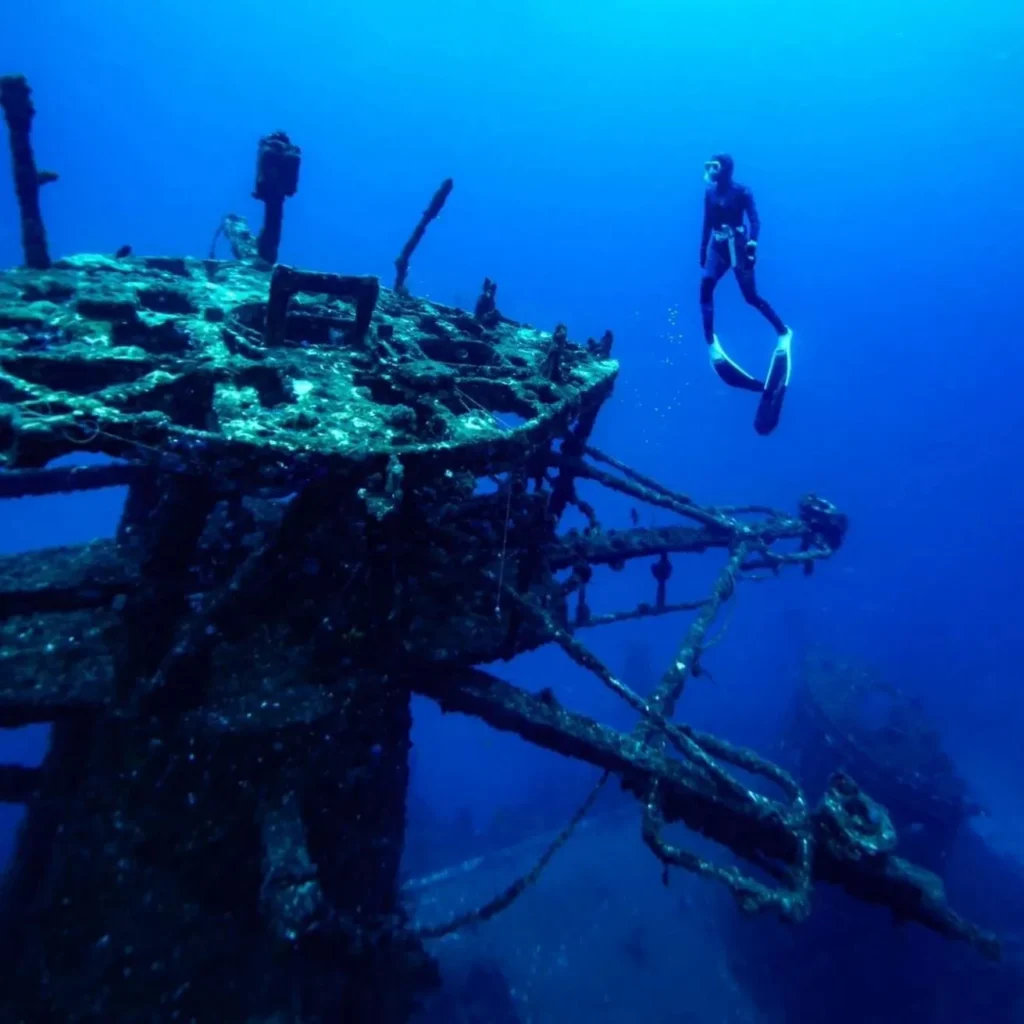 Scuba Diving at HMAS Swan Wreck